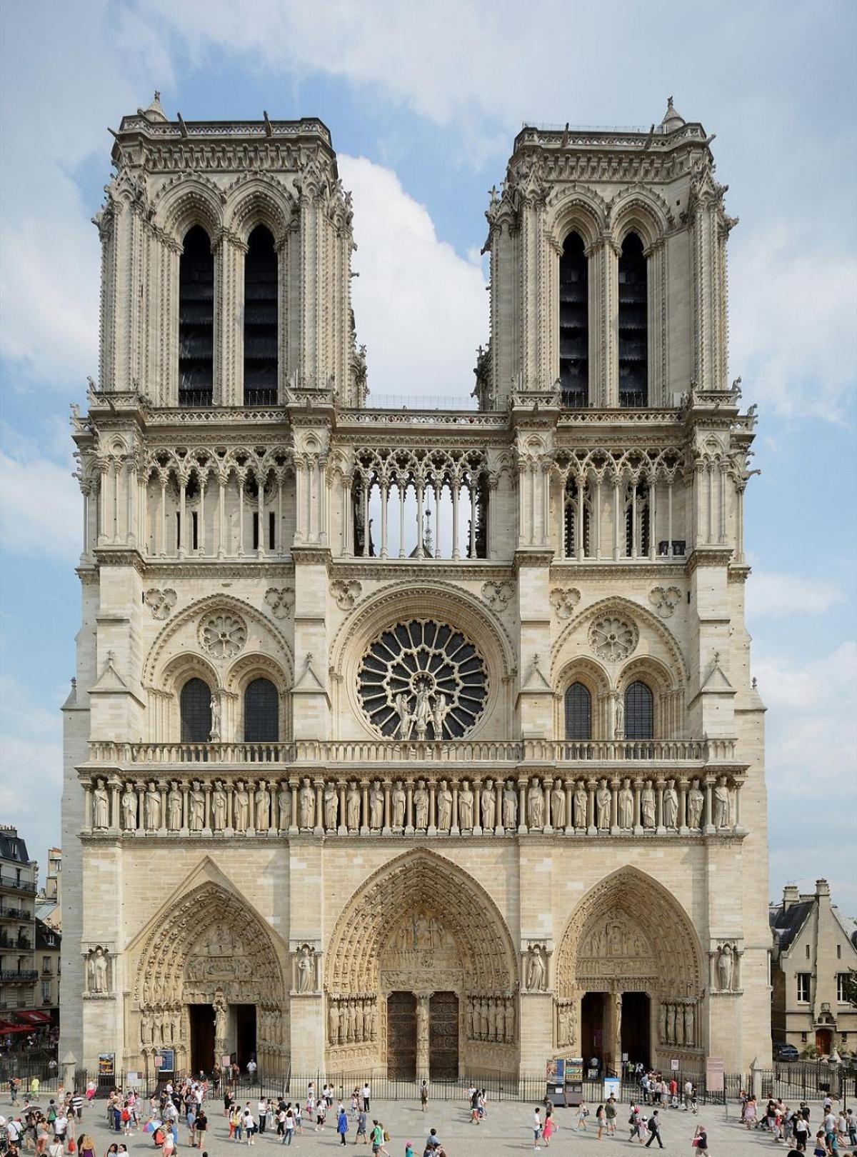 Chic Apartment With Superb View Of The Eiffel Tower Saint-Denis-en-Margeride Exterior foto