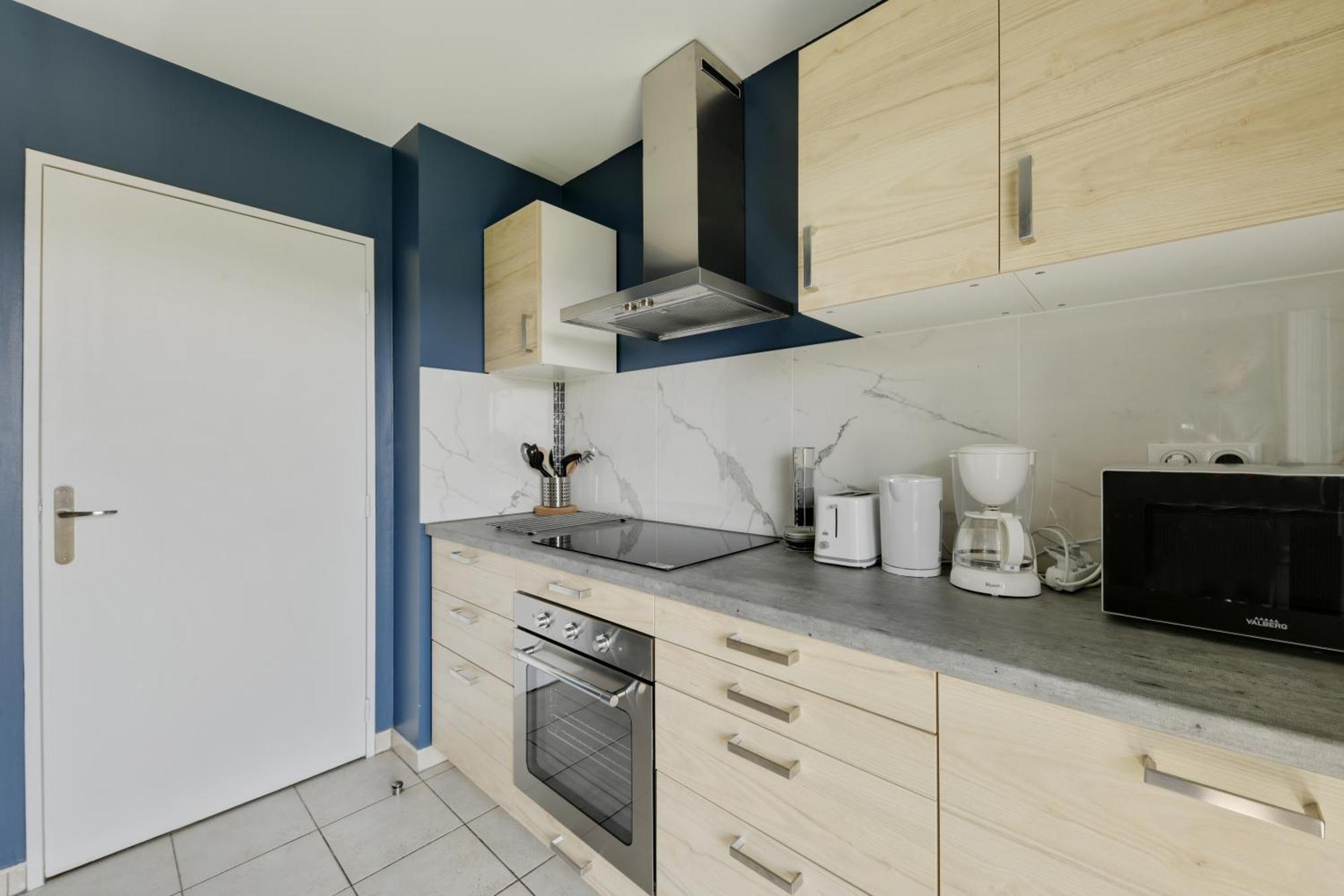 Chic Apartment With Superb View Of The Eiffel Tower Saint-Denis-en-Margeride Exterior foto